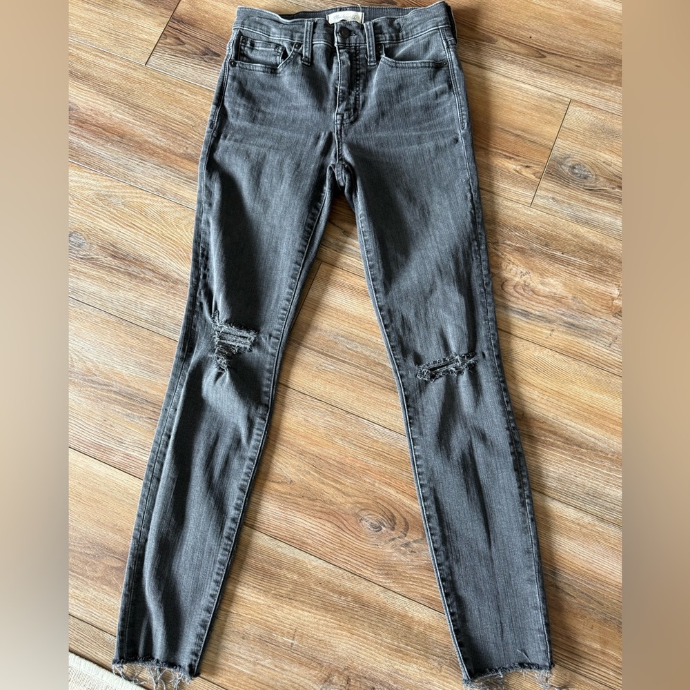 Madewell Charcoal 9” High Rise Distressed Skinny Jeans